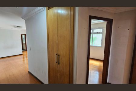 Apartamento à venda com 3 quartos, 96m² em Funcionários, Belo Horizonte