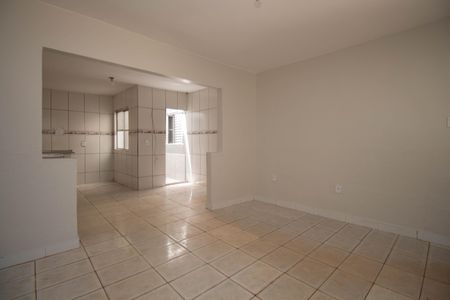 Sala  de casa para alugar com 3 quartos, 100m² em Qng 2, Brasília
