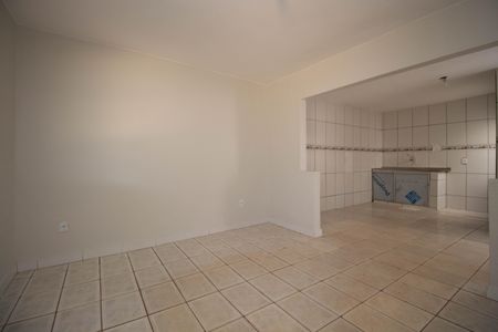 Sala  de casa para alugar com 3 quartos, 100m² em Qng 2, Brasília