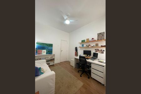 Quarto de apartamento para alugar com 3 quartos, 94m² em Tijuca, Rio de Janeiro