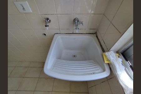 Apartamento para alugar com 66m², 2 quartos e 1 vagaÁrea de Serviço