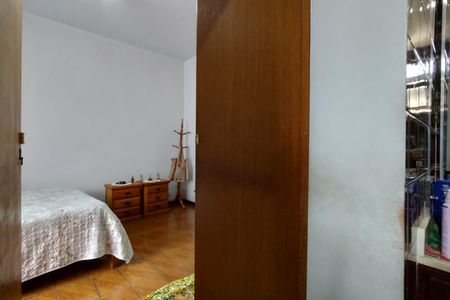 Casa de condomínio à venda com 220m², 3 quartos e 5 vagas Casa de condomínio à venda com 220m², 3 quartos e 5 vagasBanheiro da Suíte