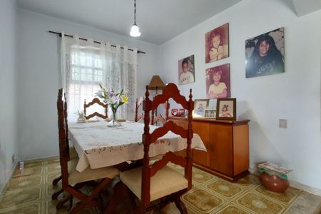 Sala de casa de condomínio à venda com 3 quartos, 220m² em Taquara, Rio de Janeiro