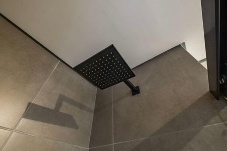 Studio para alugar com 27m², 1 quarto e sem vaga Studio para alugar com 27m², 1 quarto e sem vagaBanheiro