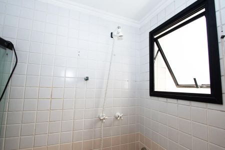 Apartamento para alugar com 156m², 4 quartos e 3 vagasbanheiro quarto 2