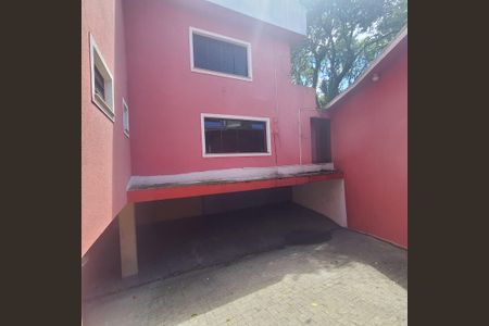 Casa para alugar com 300m², 4 quartos e 8 vagas