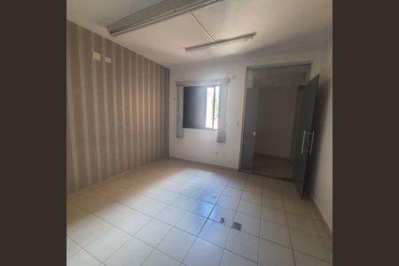 Casa para alugar com 300m², 4 quartos e 8 vagas