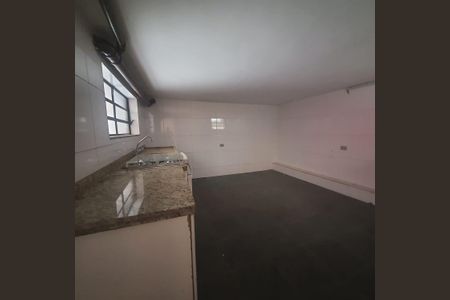 Casa para alugar com 300m², 4 quartos e 8 vagas