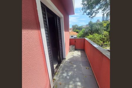 Casa para alugar com 300m², 4 quartos e 8 vagas