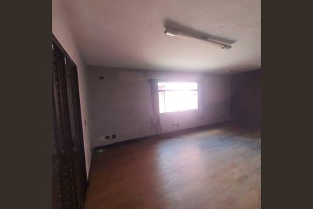 Casa para alugar com 300m², 4 quartos e 8 vagas