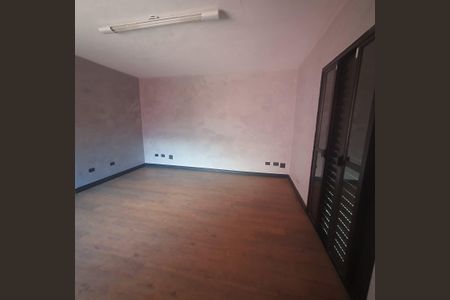 Casa para alugar com 4 quartos, 300m² em Cidade Mãe do Céu, São Paulo