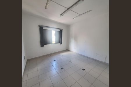 Casa para alugar com 4 quartos, 300m² em Cidade Mãe do Céu, São Paulo