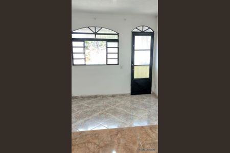 Casa para alugar com 2 quartos, 129m² em São Francisco das Chagas, Belo Horizonte