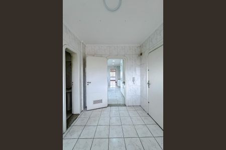 Apartamento para alugar com 295m², 4 quartos e 4 vagas Apartamento para alugar com 295m², 4 quartos e 4 vagasÁrea de Serviço