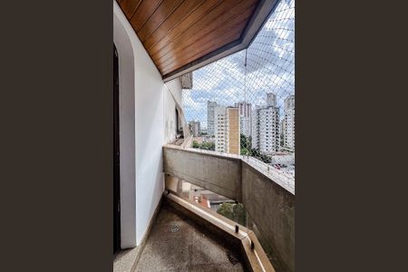 Apartamento para alugar com 295m², 4 quartos e 4 vagas Apartamento para alugar com 295m², 4 quartos e 4 vagasVaranda da Suíte 3