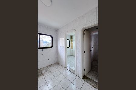 Apartamento para alugar com 295m², 4 quartos e 4 vagas Apartamento para alugar com 295m², 4 quartos e 4 vagasÁrea de Serviço