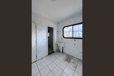 Apartamento para alugar com 295m², 4 quartos e 4 vagas Apartamento para alugar com 295m², 4 quartos e 4 vagasÁrea de Serviço