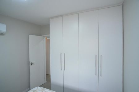 Quarto de apartamento para alugar com 2 quartos, 90m² em Barra da Tijuca, Rio de Janeiro