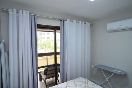 Quarto de apartamento para alugar com 2 quartos, 90m² em Barra da Tijuca, Rio de Janeiro