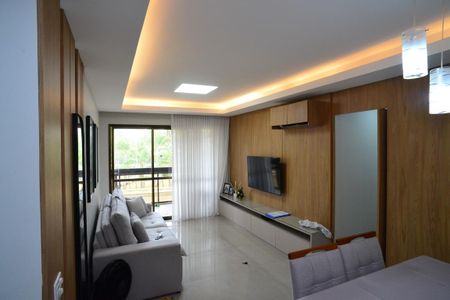 Sala de apartamento para alugar com 2 quartos, 90m² em Barra da Tijuca, Rio de Janeiro