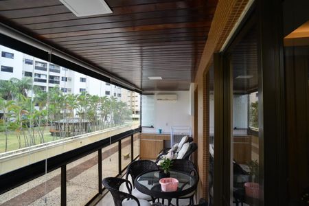 Apartamento para alugar com 90m², 2 quartos e 2 vagasVaranda