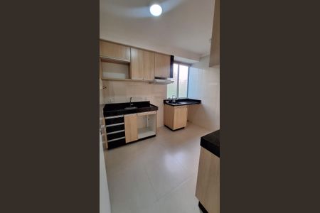 Apartamento à venda com 2 quartos, 48m² em Kennedy, Contagem