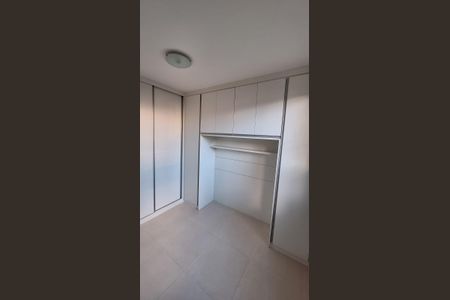 Apartamento à venda com 2 quartos, 48m² em Kennedy, Contagem