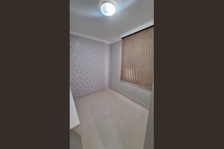 Apartamento à venda com 2 quartos, 48m² em Kennedy, Contagem