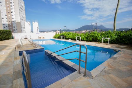 Apartamento para alugar com 40m², 2 quartos e 1 vagaÁrea comum - Piscina