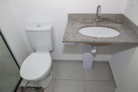 Apartamento para alugar com 41m², 2 quartos e sem vagaBanheiro