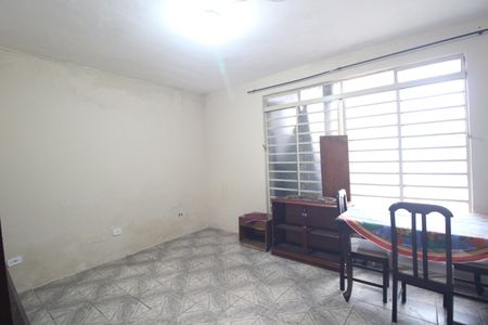 Sala de casa para alugar com 3 quartos, 90m² em Jardim Guarapiranga, São Paulo