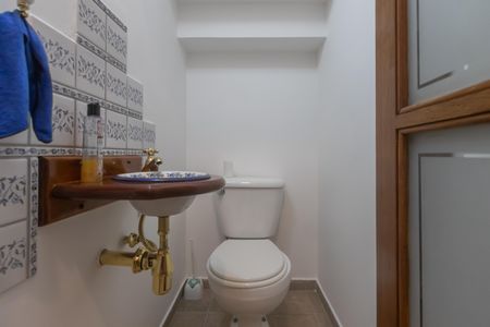 Casa à venda com 120m², 2 quartos e 1 vagaLavabo