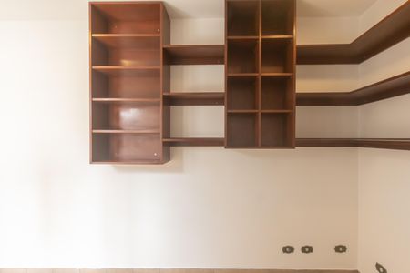 Casa à venda com 120m², 2 quartos e 1 vagaQuarto Suíte