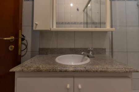 Casa à venda com 120m², 2 quartos e 1 vagaBanheiro Corredor