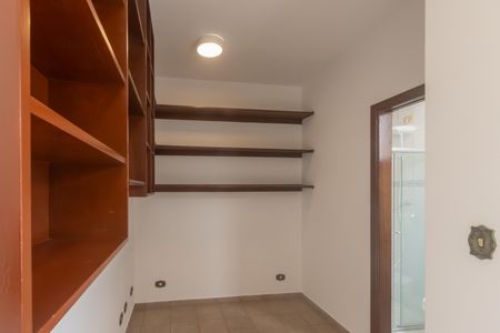Casa à venda com 120m², 2 quartos e 1 vagaQuarto Suíte