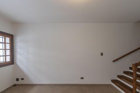 Casa à venda com 120m², 2 quartos e 1 vagaSala