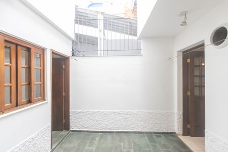 Casa à venda com 120m², 2 quartos e 1 vagaÁrea de Serviço