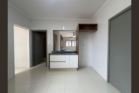 Apartamento para alugar com 142m², 4 quartos e 1 vaga Apartamento para alugar com 142m², 4 quartos e 1 vagaCozinha