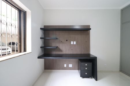 Apartamento para alugar com 142m², 4 quartos e 1 vaga Apartamento para alugar com 142m², 4 quartos e 1 vagaQuarto 2