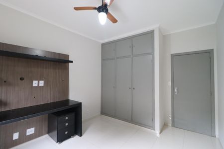 Apartamento para alugar com 142m², 4 quartos e 1 vaga Apartamento para alugar com 142m², 4 quartos e 1 vagaQuarto 2