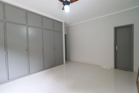 Apartamento para alugar com 142m², 4 quartos e 1 vaga Apartamento para alugar com 142m², 4 quartos e 1 vagaSuíte