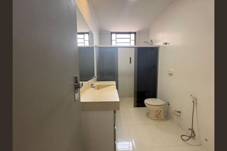 Apartamento para alugar com 142m², 4 quartos e 1 vaga Apartamento para alugar com 142m², 4 quartos e 1 vagaBanheiro