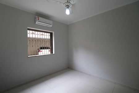 Apartamento para alugar com 142m², 4 quartos e 1 vaga Apartamento para alugar com 142m², 4 quartos e 1 vagaQuarto 1