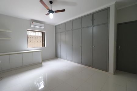 Apartamento para alugar com 142m², 4 quartos e 1 vaga Apartamento para alugar com 142m², 4 quartos e 1 vagaSuíte