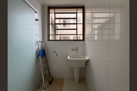 Apartamento para alugar com 142m², 4 quartos e 1 vaga Apartamento para alugar com 142m², 4 quartos e 1 vagaÁrea de Serviço