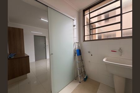 Apartamento para alugar com 142m², 4 quartos e 1 vaga Apartamento para alugar com 142m², 4 quartos e 1 vagaÁrea de Serviço