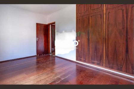 Casa à venda com 184m², 3 quartos e 4 vagas Casa à venda com 184m², 3 quartos e 4 vagasFoto 25