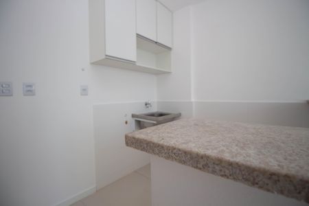 Cozinha e Área de Serviço de apartamento para alugar com 1 quarto, 39m² em Shcgn 703, Brasília