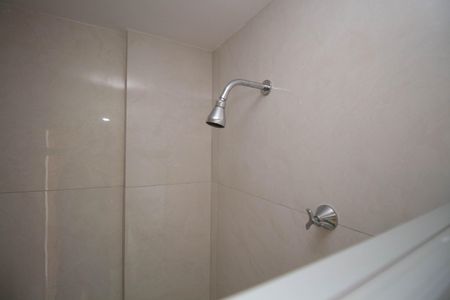 Banheiro da Suíte de apartamento para alugar com 1 quarto, 39m² em Shcgn 703, Brasília