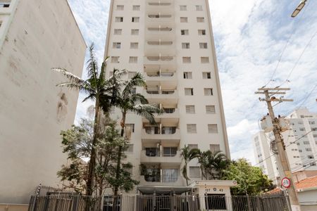 Apartamento à venda com 64m², 1 quarto e 1 vaga Apartamento à venda com 64m², 1 quarto e 1 vagaFachada